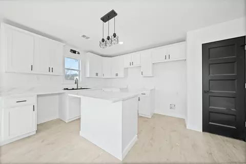 Kitchen - 203 E South St, Itasca, TX 76055 photo 1 of 1
