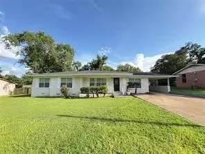 105 Calloway, Hughes Springs, TX 75656