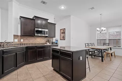 9945 Caney Creek Dr, Waco, TX 76708 photo 13