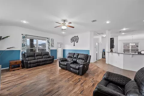 9945 Caney Creek Dr, Waco, TX 76708 photo 9