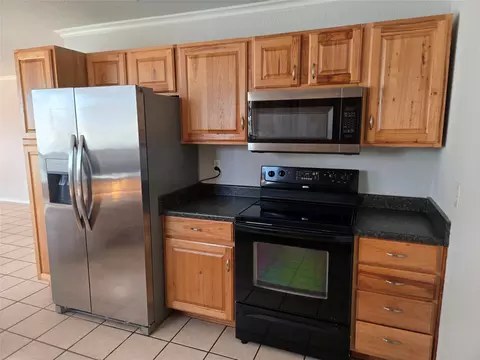 Kitchen - 604 E South St, Itasca, TX 76055 photo 2 of 3