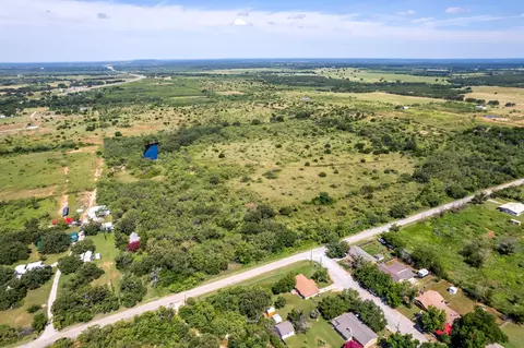 908 County Road 138, Bangs, TX 76823 photo 4