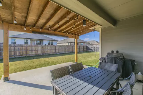 Exterior - 3113 Samson Dr, Lorena, TX 76655 photo 3 of 5
