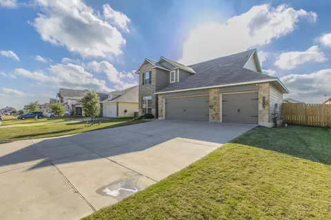 Exterior - 3113 Samson Dr, Lorena, TX 76655 photo 2 of 5