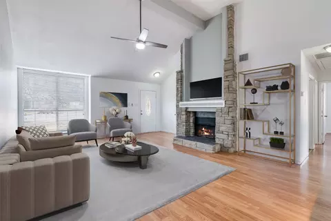 8122 Blackfin Dr, Rowlett, TX 75089