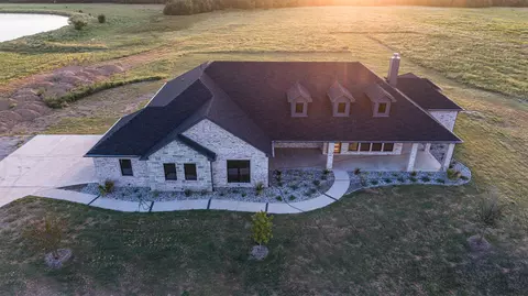 4112 County Road 1098, Celeste, TX 75423