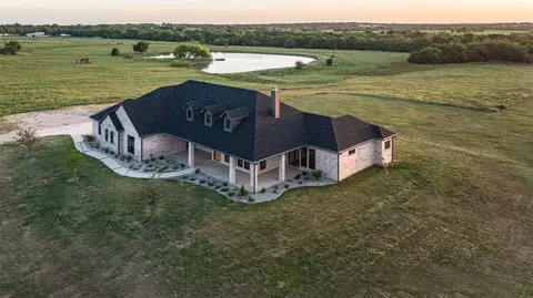 Exterior - 4112 County Road 1098, Celeste, TX 75423 photo 10 of 11