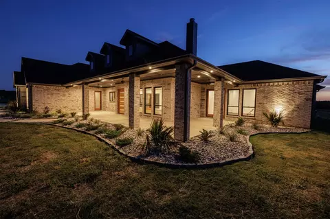 Exterior - 4112 County Road 1098, Celeste, TX 75423 photo 11 of 11