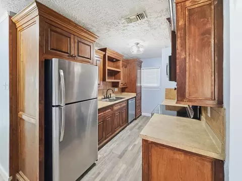 Kitchen - 602 N Ector Dr, Euless, TX 76039 photo 2 of 4