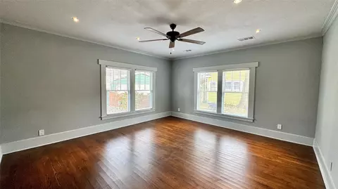 Living - 218 Elm Dr, Terrell, TX 75160 photo 5 of 5