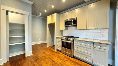 Kitchen - 218 Elm Dr, Terrell, TX 75160 photo 1 of 5