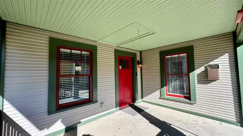 Exterior - 218 Elm Dr, Terrell, TX 75160 photo 2 of 9