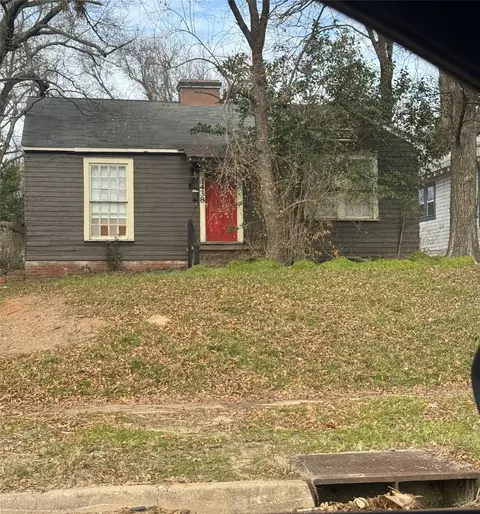 1438 Glen Oak Pl, Shreveport, LA 71103