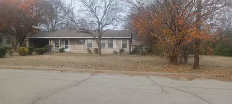 609 W 8th St, Lancaster, TX 75146