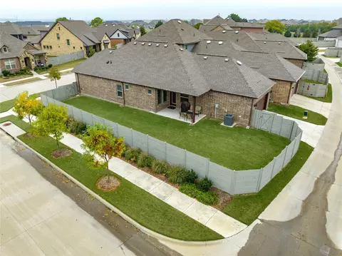 View/Area - 1000 Lamp Post Ln, Argyle, TX 76226 photo 3 of 8