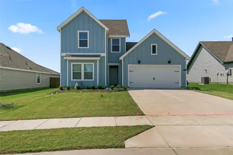 755 Amelia Ct, Pilot Point, TX 76258