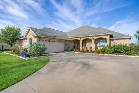 112 Tigers Eye Ct, Weatherford, TX 76087