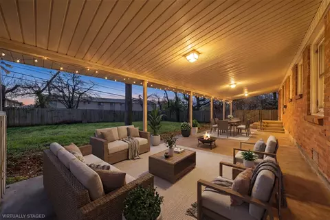 Exterior - 312 Ellen Ave, Hurst, TX 76053 photo 4 of 6