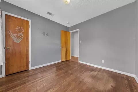 Bedroom - 312 Ellen Ave, Hurst, TX 76053 photo 5 of 7