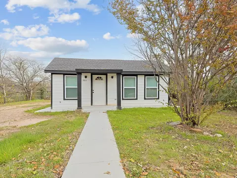 5011 Miller Ave, Fort Worth, TX 76119