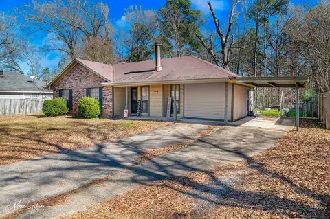 843 Eds Blvd, Shreveport, LA 71107