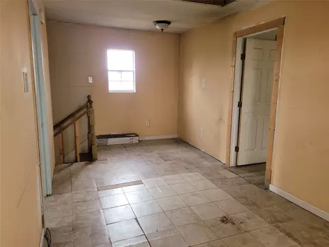 Living - 5672 E Interstate 30, Campbell, TX 75422 photo 4 of 4