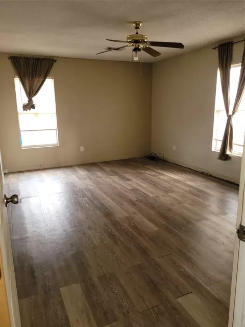 Bedroom - 5672 E Interstate 30, Campbell, TX 75422 photo 1 of 2