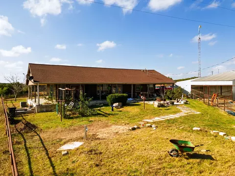 5590 Fm 580 E, Kempner, TX 76539