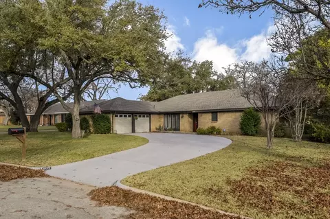 1609 Delta Dr, Arlington, TX 76012