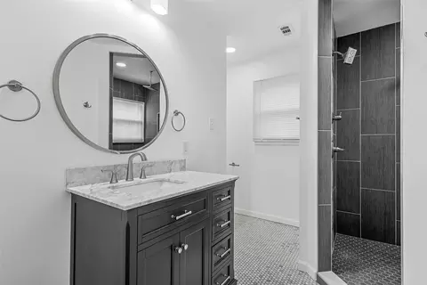 Bath - 3104 Fadal Ave, Waco, TX 76708 photo 1 of 3