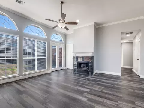 Living - 5810 Kittyhawk Dr, Rowlett, TX 75089 photo 4 of 7