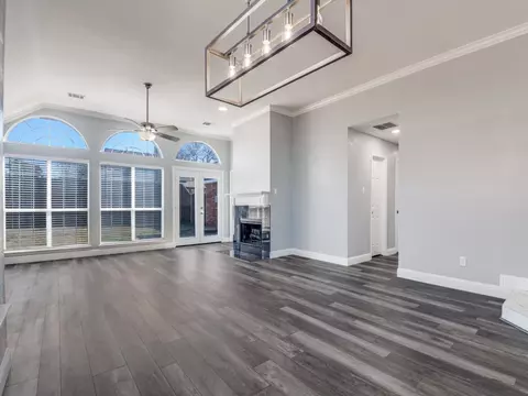 Living - 5810 Kittyhawk Dr, Rowlett, TX 75089 photo 2 of 7