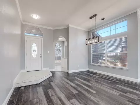 Entry Way - 5810 Kittyhawk Dr, Rowlett, TX 75089 photo 2 of 2