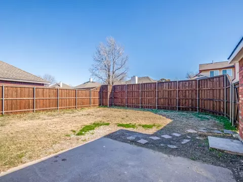 Exterior - 5810 Kittyhawk Dr, Rowlett, TX 75089 photo 3 of 3