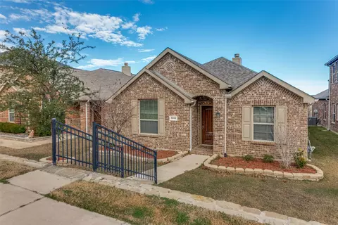 5856 Bindweed St, Fort Worth, TX 76123