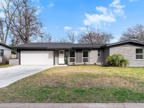 3104 Binyon St, Fort Worth, TX 76133