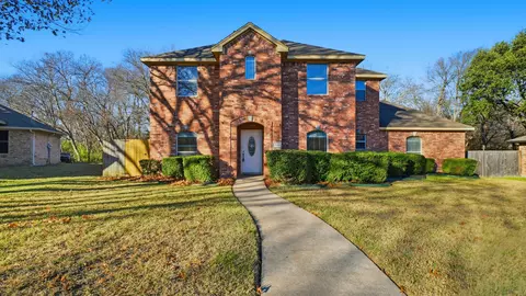 408 Channel View Ct, Desoto, TX 75115