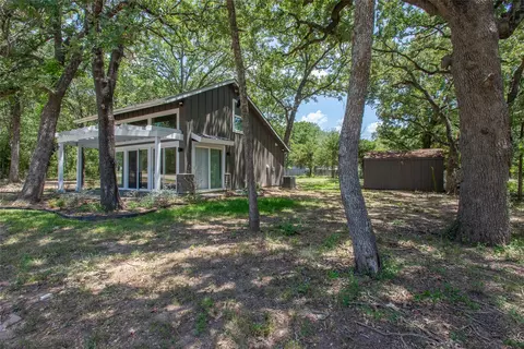 6120 Payne Rd, Log Cabin, TX 75148