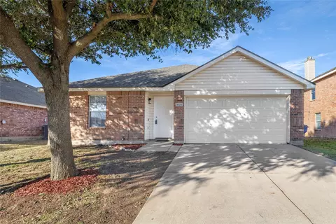 1024 Junegrass Ln, Crowley, TX 76036
