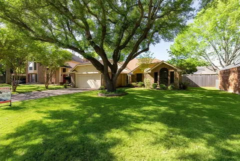 4150 Cedar Dr, Grapevine, TX 76051