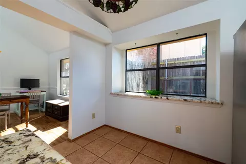 4150 Cedar Dr, Grapevine, TX 76051 photo 11