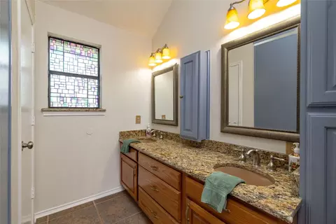 4150 Cedar Dr, Grapevine, TX 76051 photo 16