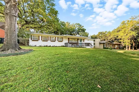 1310 W Cedar St, Arlington, TX 76012