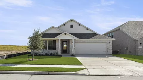 1302 Beaumont Ln, Red Oak, TX 75154
