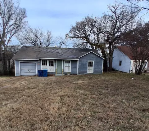 43 W Parnell St, Denison, TX 75020