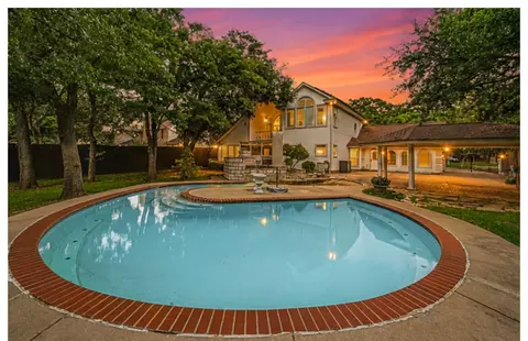 107 Sandra Palmer St, Stephenville, TX 76401