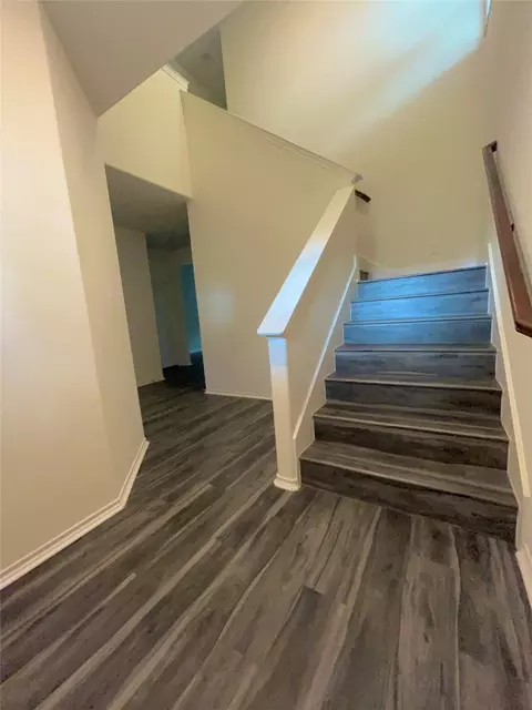 Entry Way - 103 E 15th St, Bonham, TX 75418 photo 1 of 2