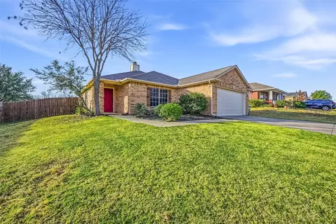 1409 Santos Dr, Denton, TX 76207