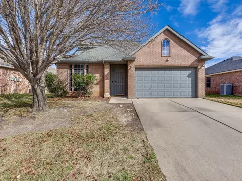 11931 Arbor Lake Rd, Rhome, TX 76078