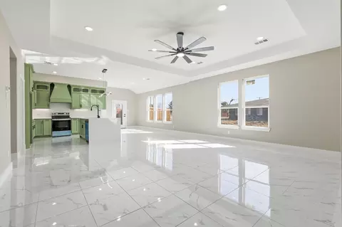 Living - 714 Bethlehem St, Terrell, TX 75160 photo 1 of 4